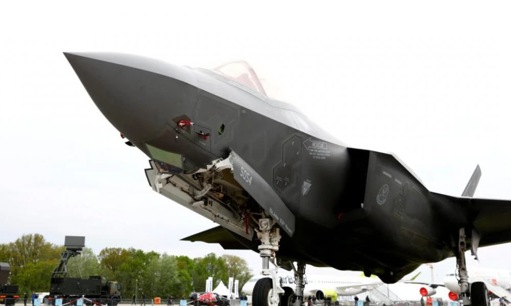 Το «λάθος» των 428 δισ. εξιλεώνεται! Η Lockheed Martin τελειοποιεί τα F-35